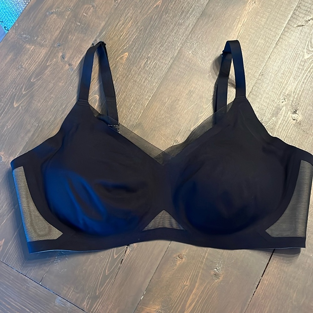 Honeylove Crossover Bra EUC